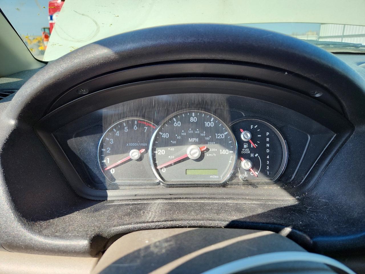 2008 Mitsubishi Endeavor VIN 4A4MN21S98E027784 photo 9