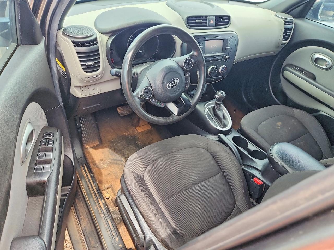2017 Kia Soul VIN KNDJN2A28H7449981 photo 8