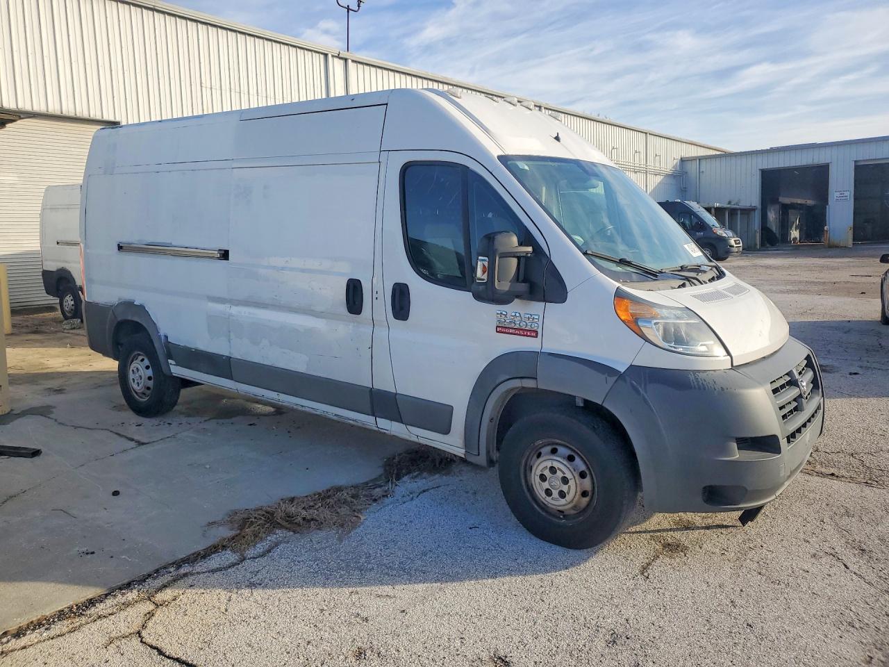 2017 Ram Promaster VIN 3C6TRVDG1HE527952 photo 4