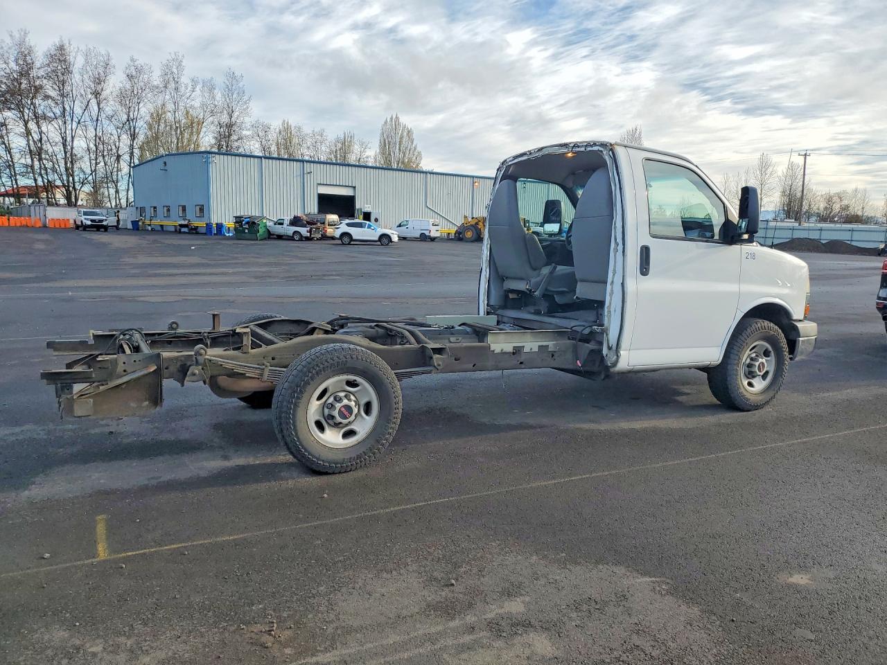 2015 GMC Savana VIN 1GD072CG7F1115337 photo 3