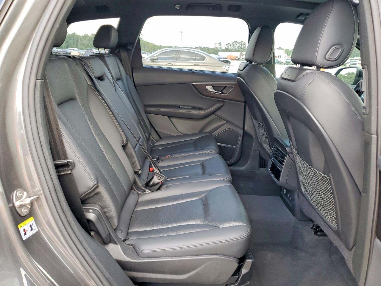 2023 Audi Q7 VIN WA1LCBF77PD003172 photo 11