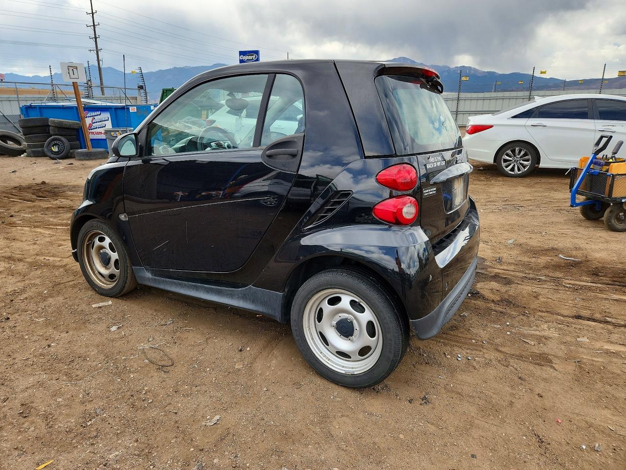2013 SMART Fortwo VIN WMEEJ3BA6DK632619 photo 2