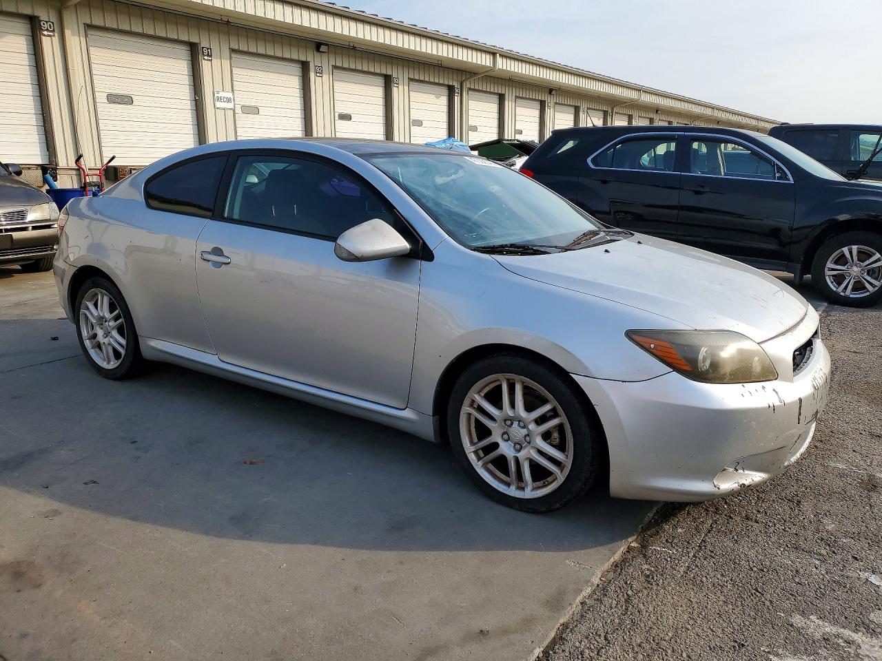 2008 Scion Tc VIN JTKDE167080267477 photo 4