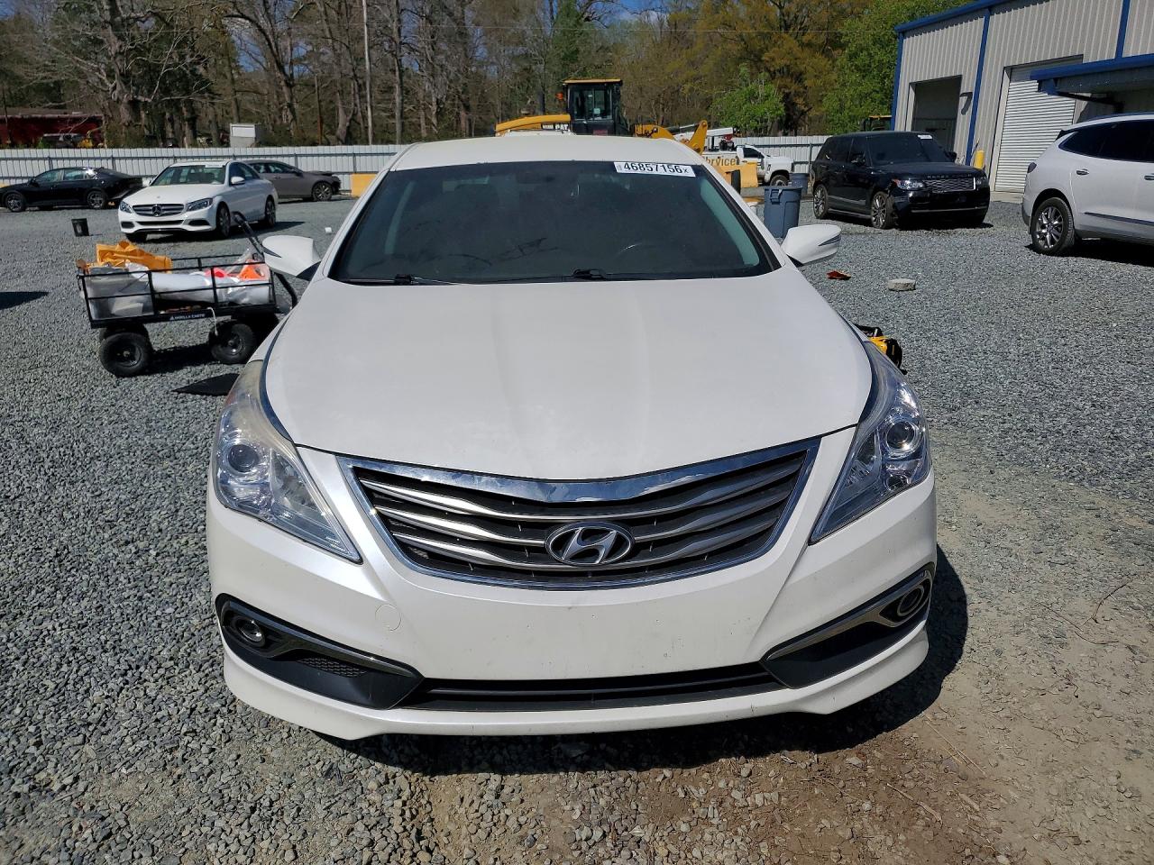 2017 Hyundai Azera VIN KMHFG4JG8HA581869 photo 5