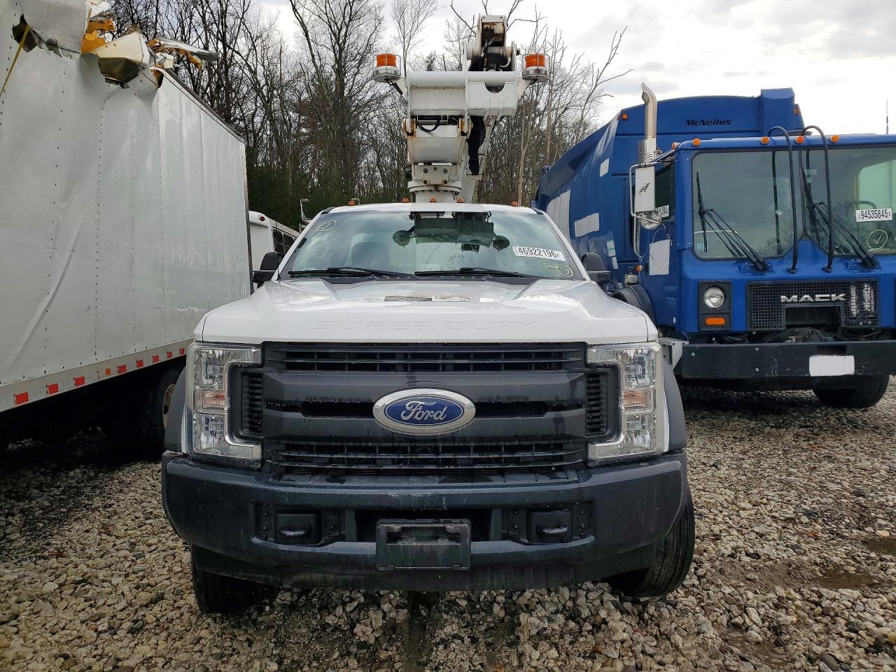 2019 Ford F550 VIN 1FDUF5GT6KEE94234 photo 5