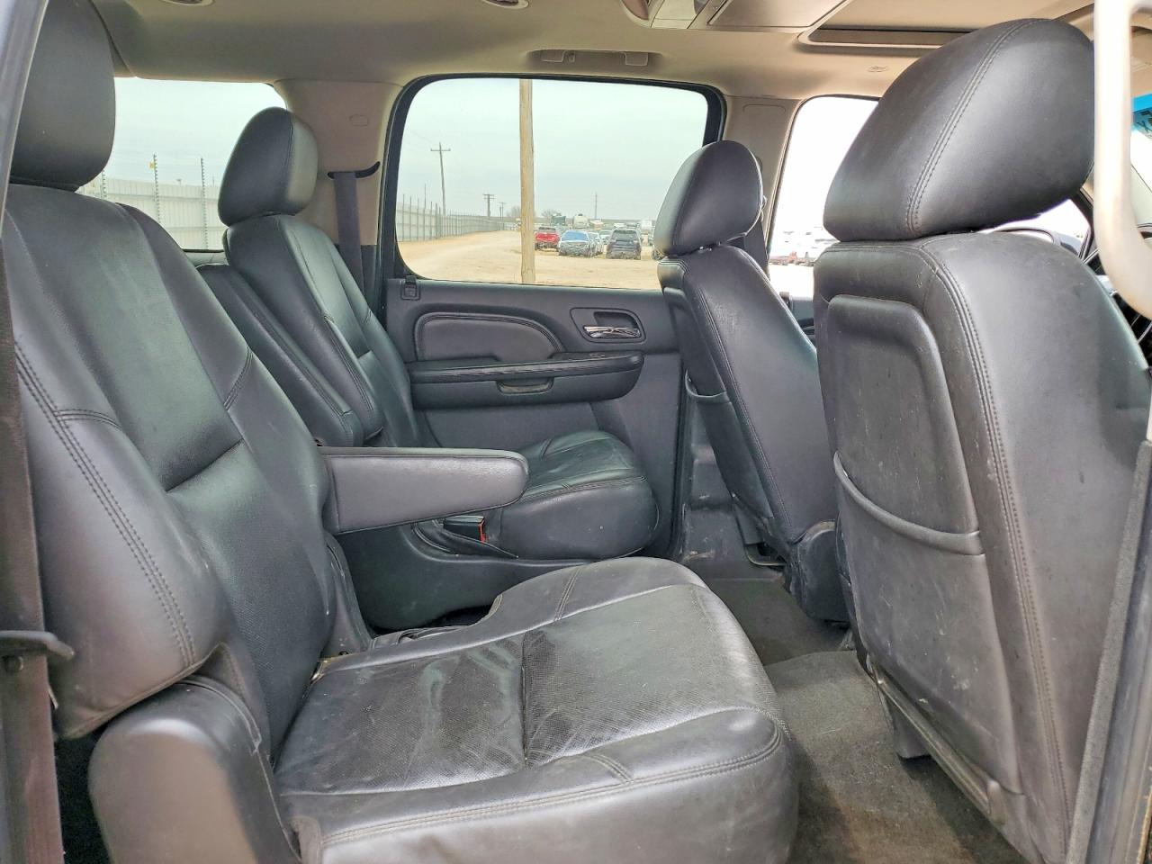 2011 GMC Yukon xl VIN 1GKS2MEF6BR398986 photo 11
