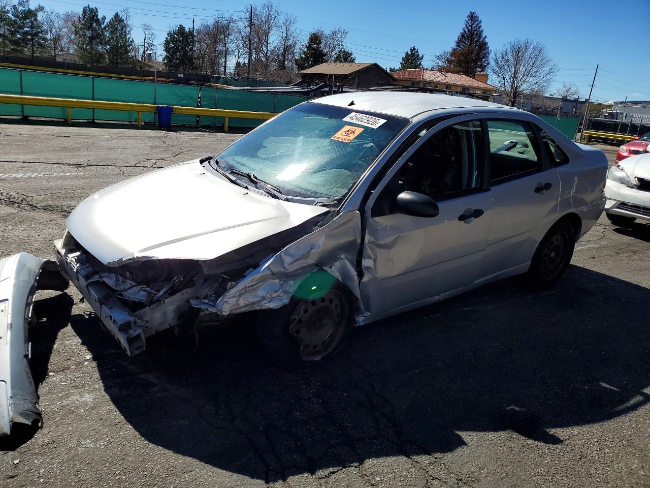 2005 FORD Focus VIN 1FAFP34N35W271822 photo 1