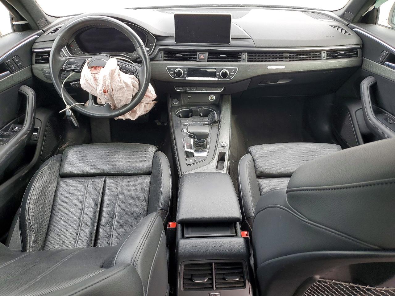2019 Audi A4 VIN WAUFNAF46KN007758 photo 8