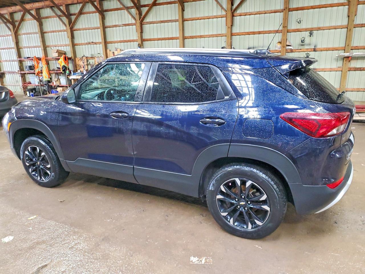 2021 CHEV Trailblaze VIN KL79MRSL2MB011693 photo 2