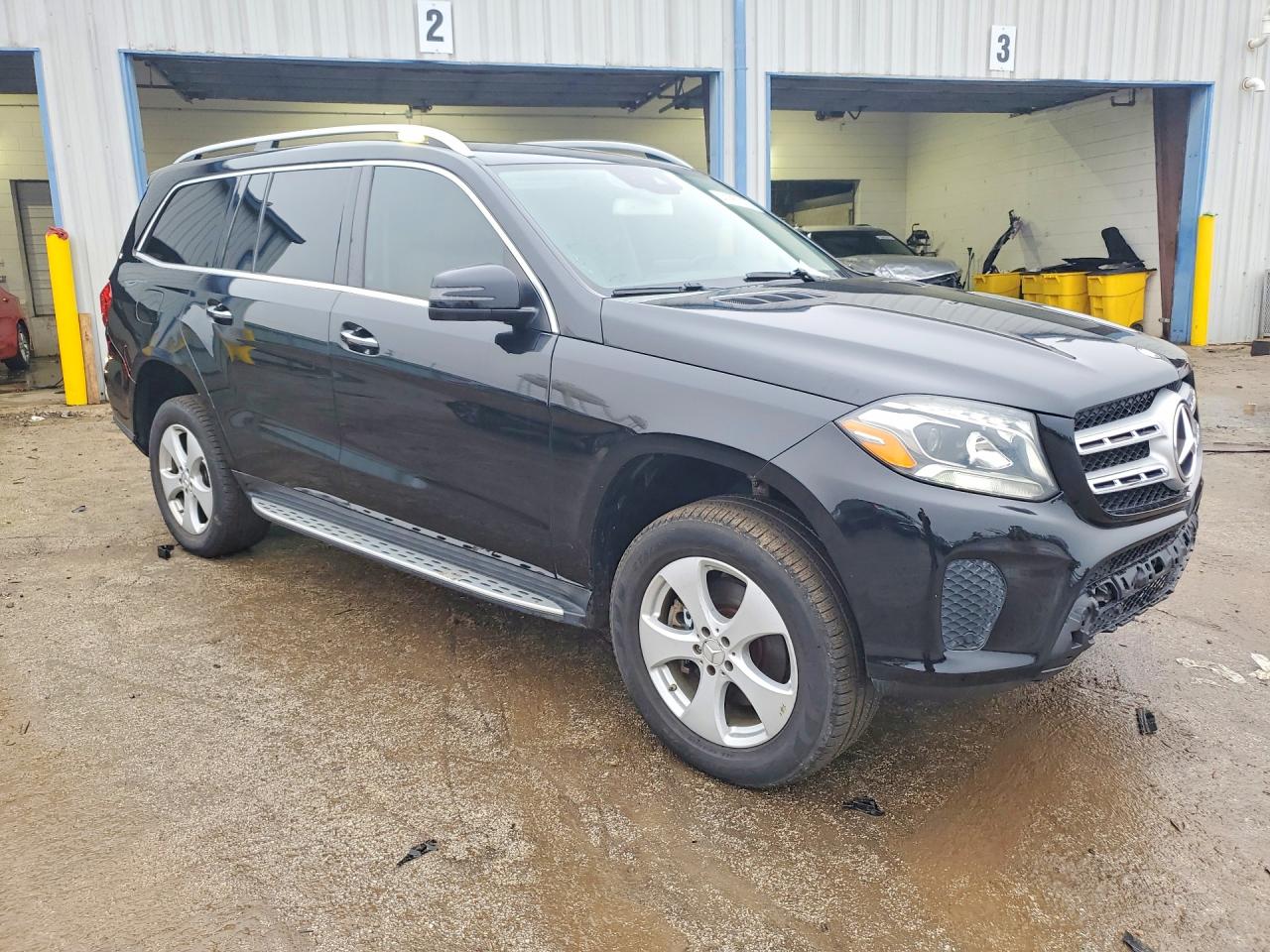 2017 Mercedes-Benz Gls-class VIN 4JGDF6EE8HA770679 photo 4