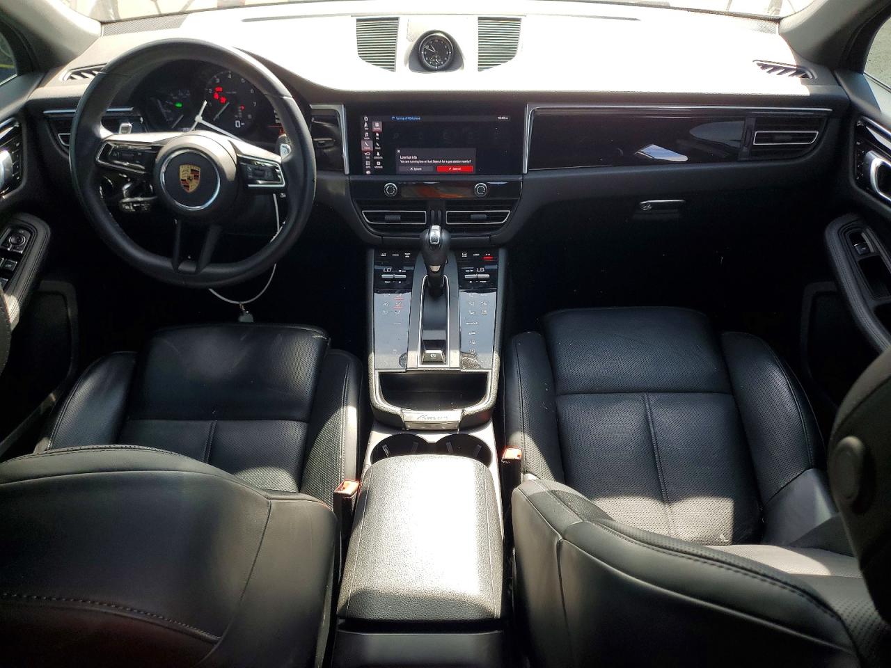 2024 Porsche Macan VIN WP1AA2A52RLB04393 photo 8