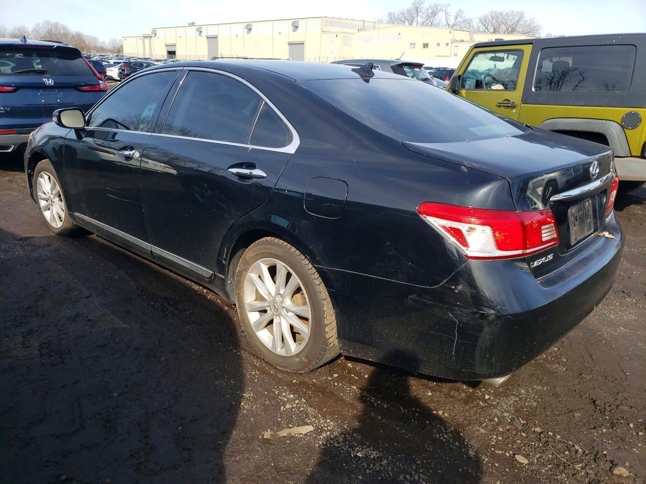2010 Lexus ES350 VIN JTHBK1EG2A2365282 photo 2