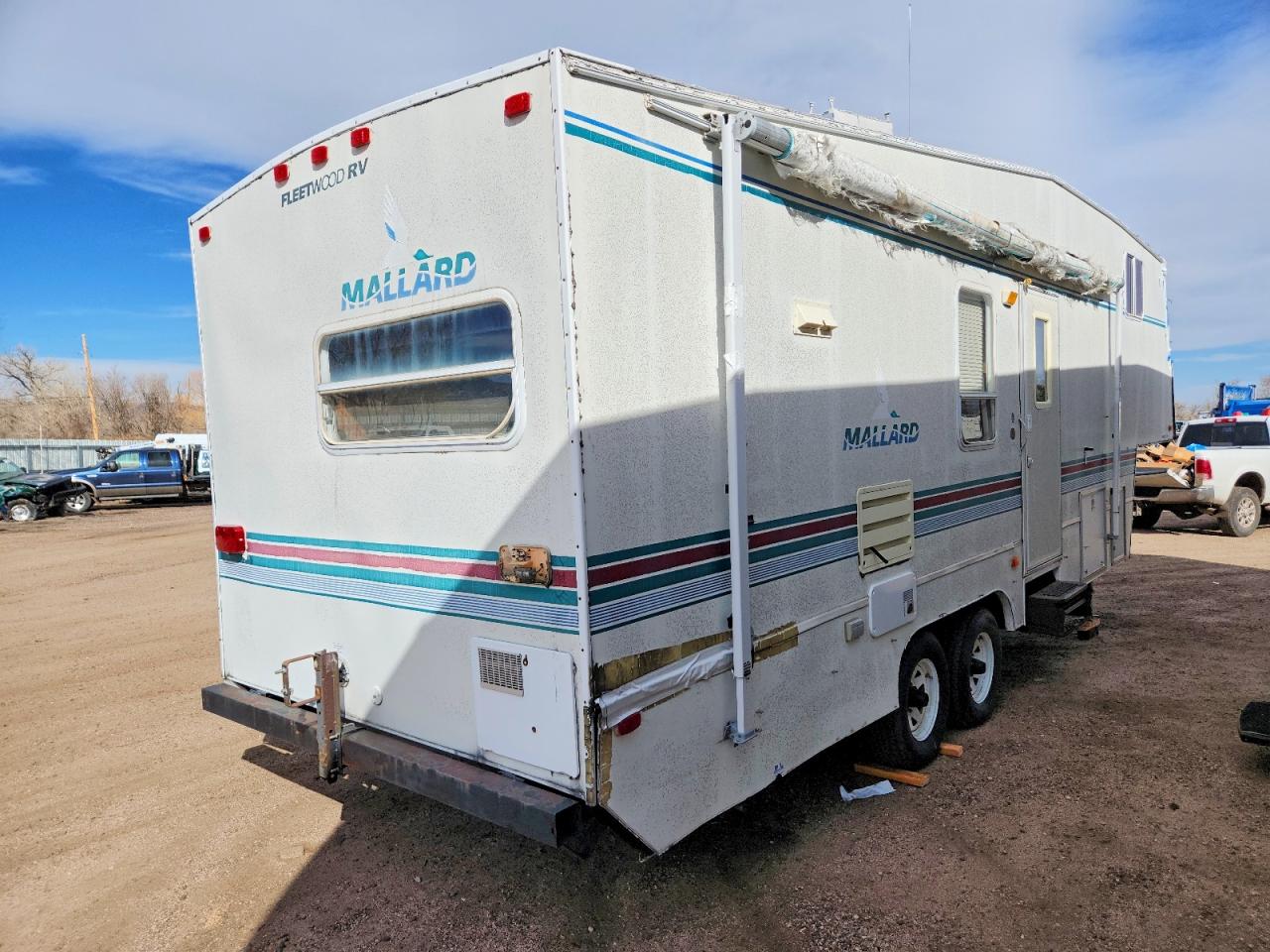 2000 FLEETWOOD Mallard VIN 1EF5S2925Y4083359 photo 4