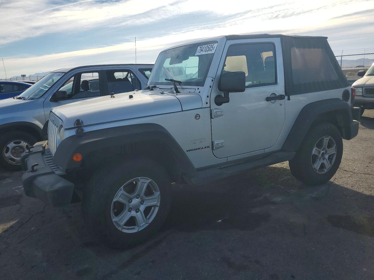 2007 Jeep Wrangler / VIN 1J4FA54137L159766 photo 1