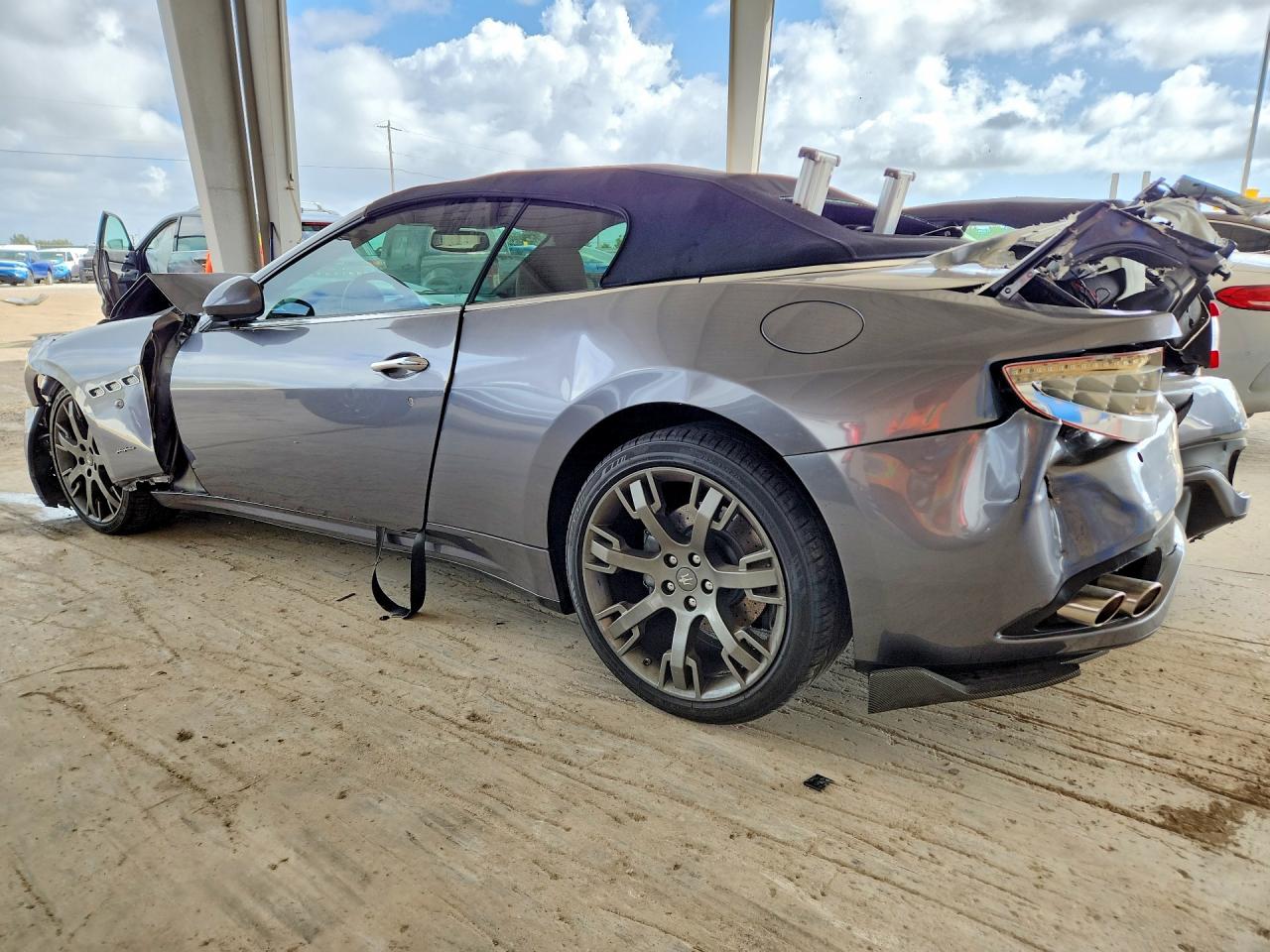 2013 MASERATI All other VIN ZAM45MMA0D0071715 photo 2