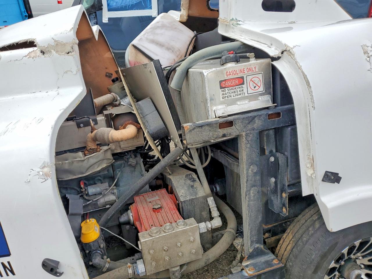 2024 SPARTAN Enclosed c VIN 1H9SW1415RN118263 photo 5