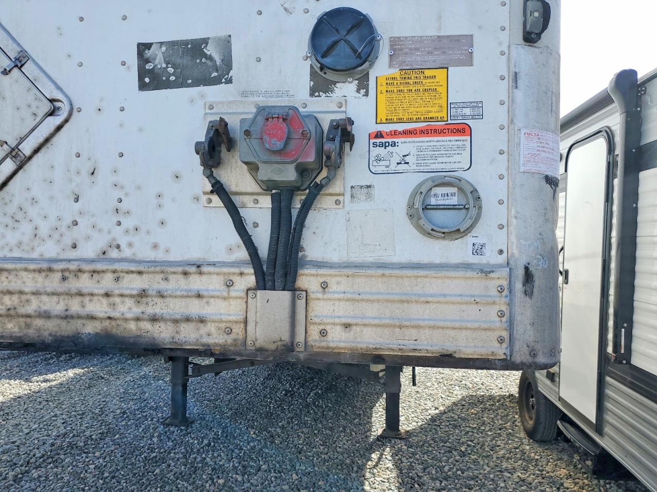 2015 UTILITY All models VIN 1UYVS253XFP089348 photo 7
