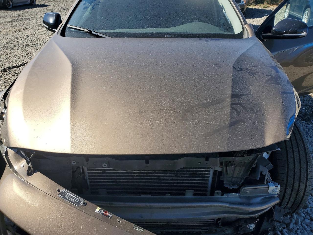 2018 Volvo V60 VIN YV440MWK5J2058058 photo 12