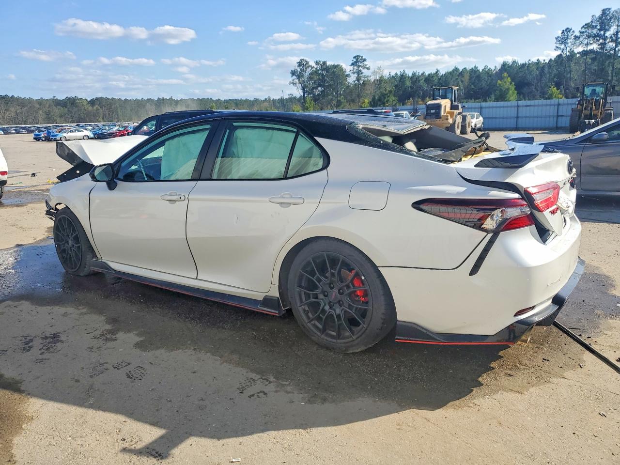 2022 Toyota Camry VIN 4T1KZ1AK7NU069607 photo 2