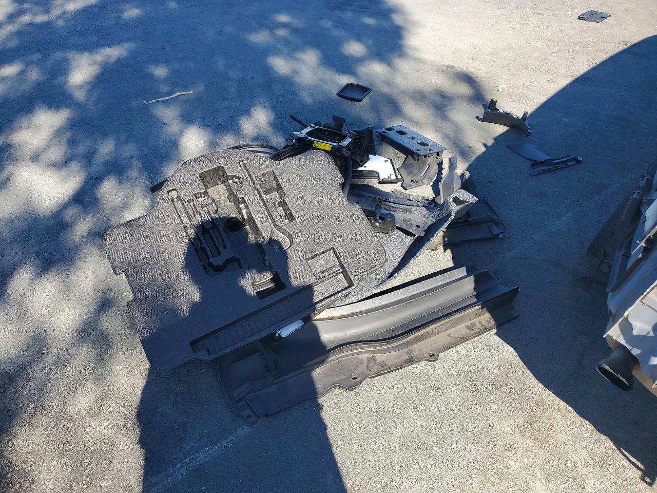 2022 Honda Accord VIN 1HGCV2F37NA011558 photo 12