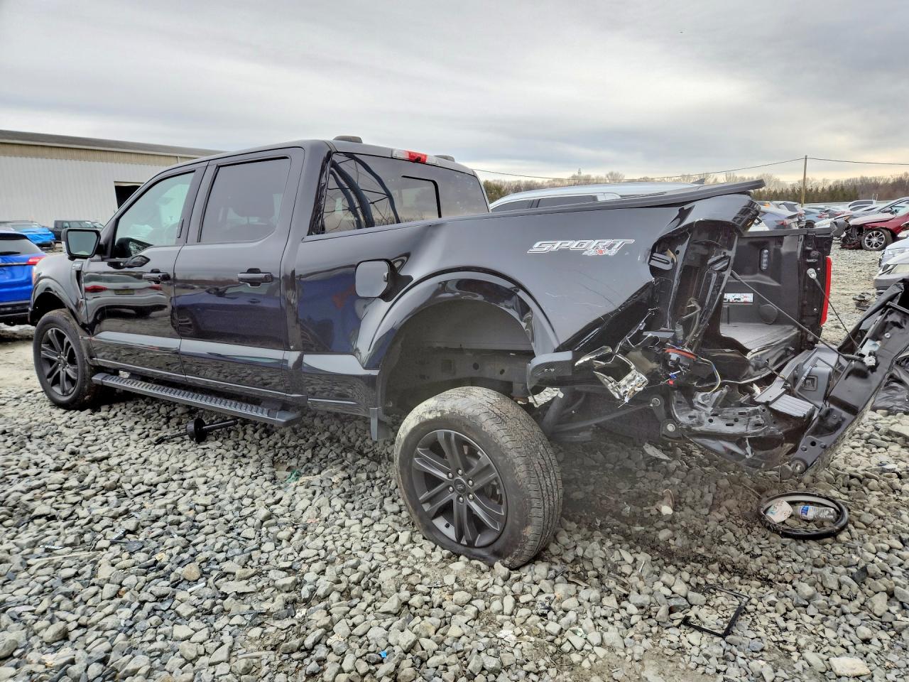 2021 Ford F150 VIN 1FTFW1E86MFB90693 photo 2