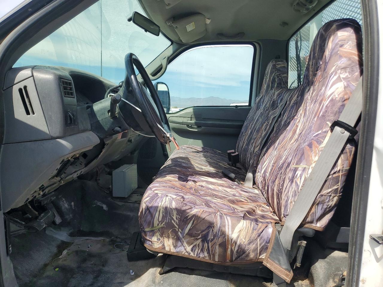 2002 Ford F350 VIN 1FDWF36F72EC89806 photo 7