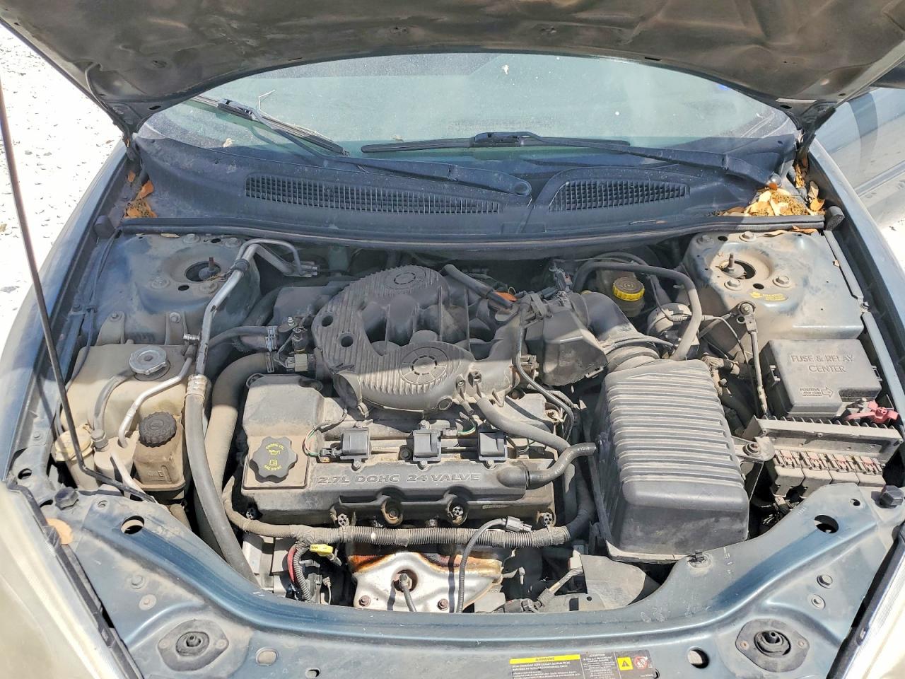 2005 Chrysler Sebring VIN 1C3EL55R85N677104 photo 11