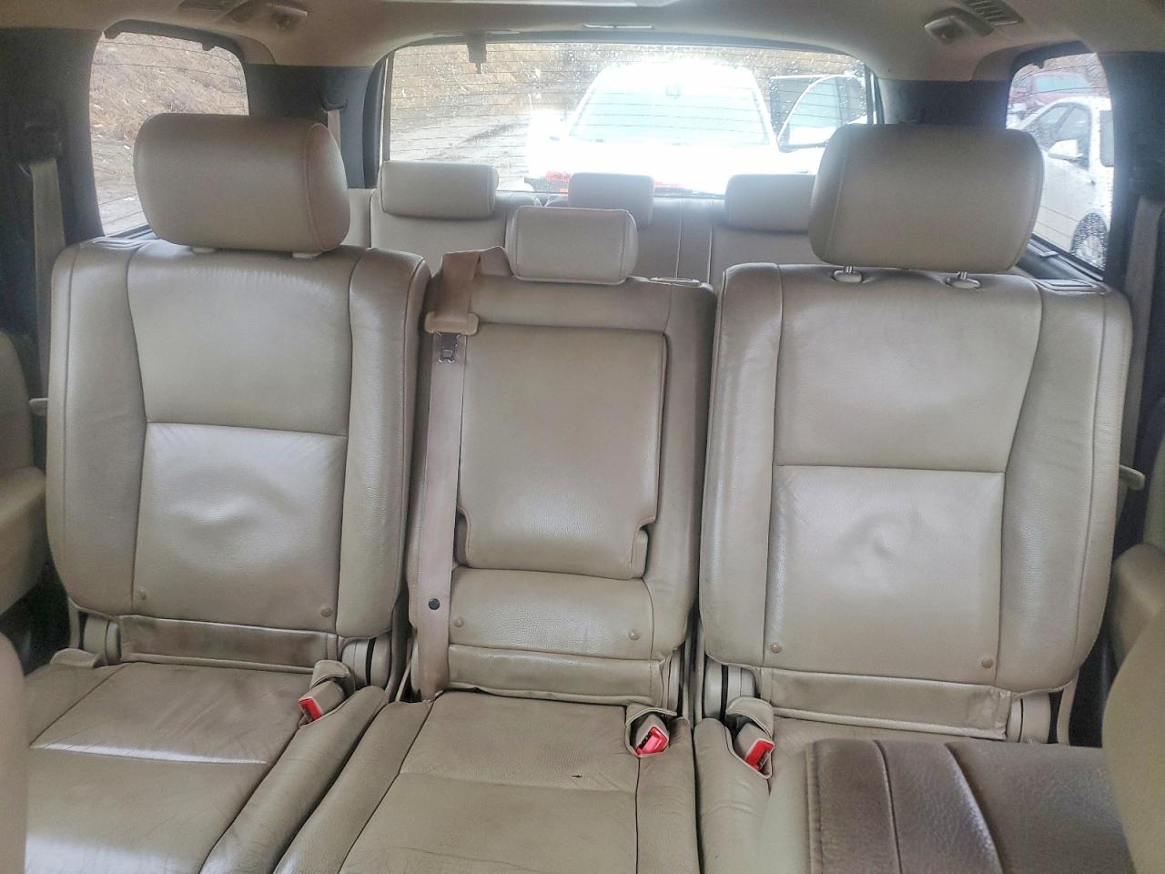 2010 Toyota Sequoia VIN 5TDJY5G1XAS038052 photo 10