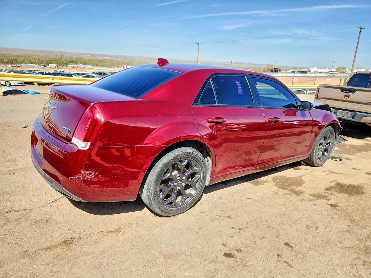 2019 300 VIN 2C3CCAGG2KH690785 photo 3