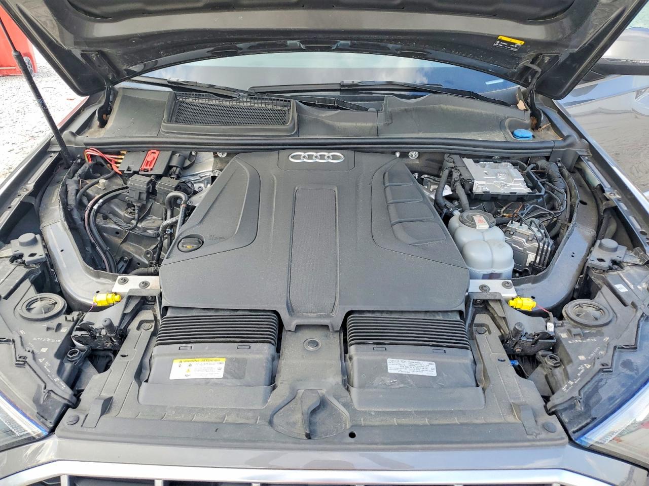 2023 Audi Q7 VIN WA1LCBF77PD003172 photo 12