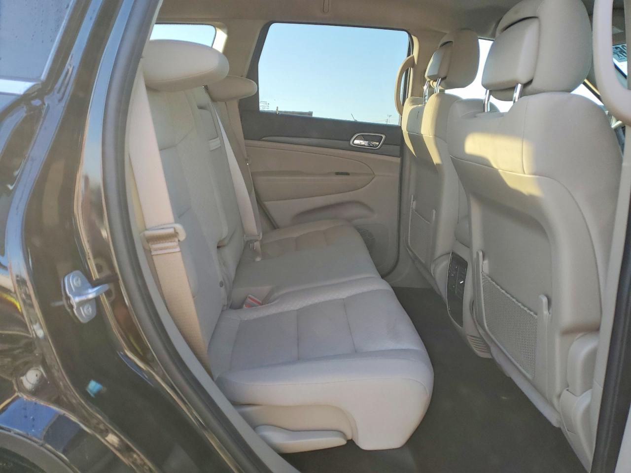 2021 Jeep Grand cher VIN 1C4RJEAGXMC717555 photo 11