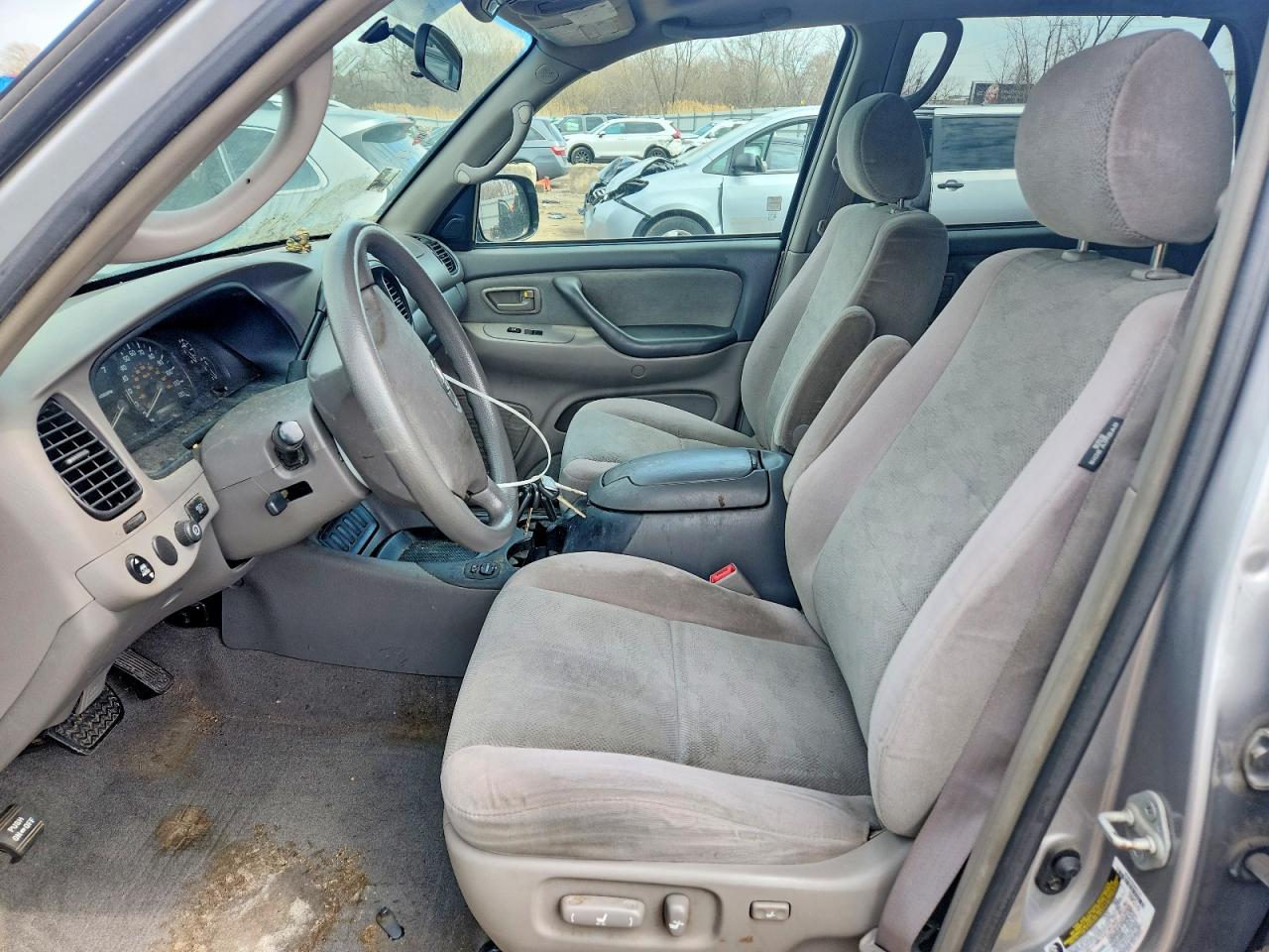 2006 Toyota Sequoia VIN 5TDBT44A56S272737 photo 7