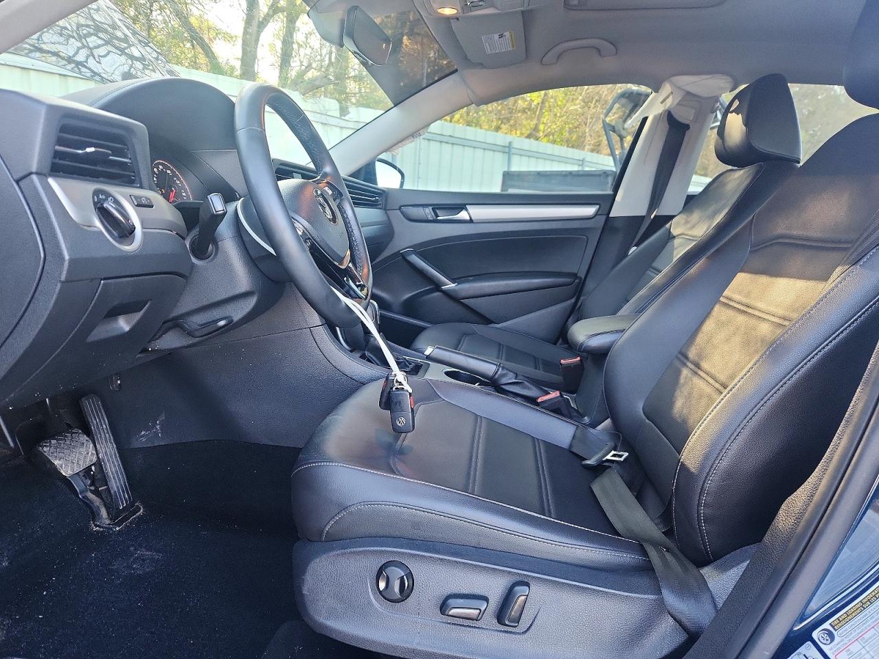2021 Volkswagen Passat VIN 1VWSA7A38MC008212 photo 7