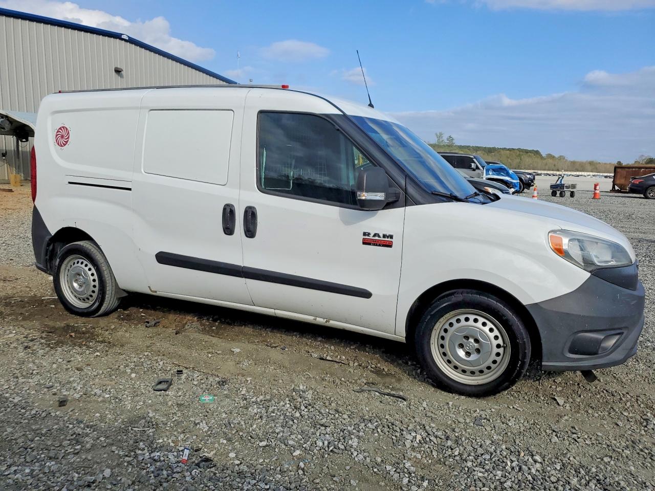 2015 Ram Promaster VIN ZFBERFAT8F6A69862 photo 4