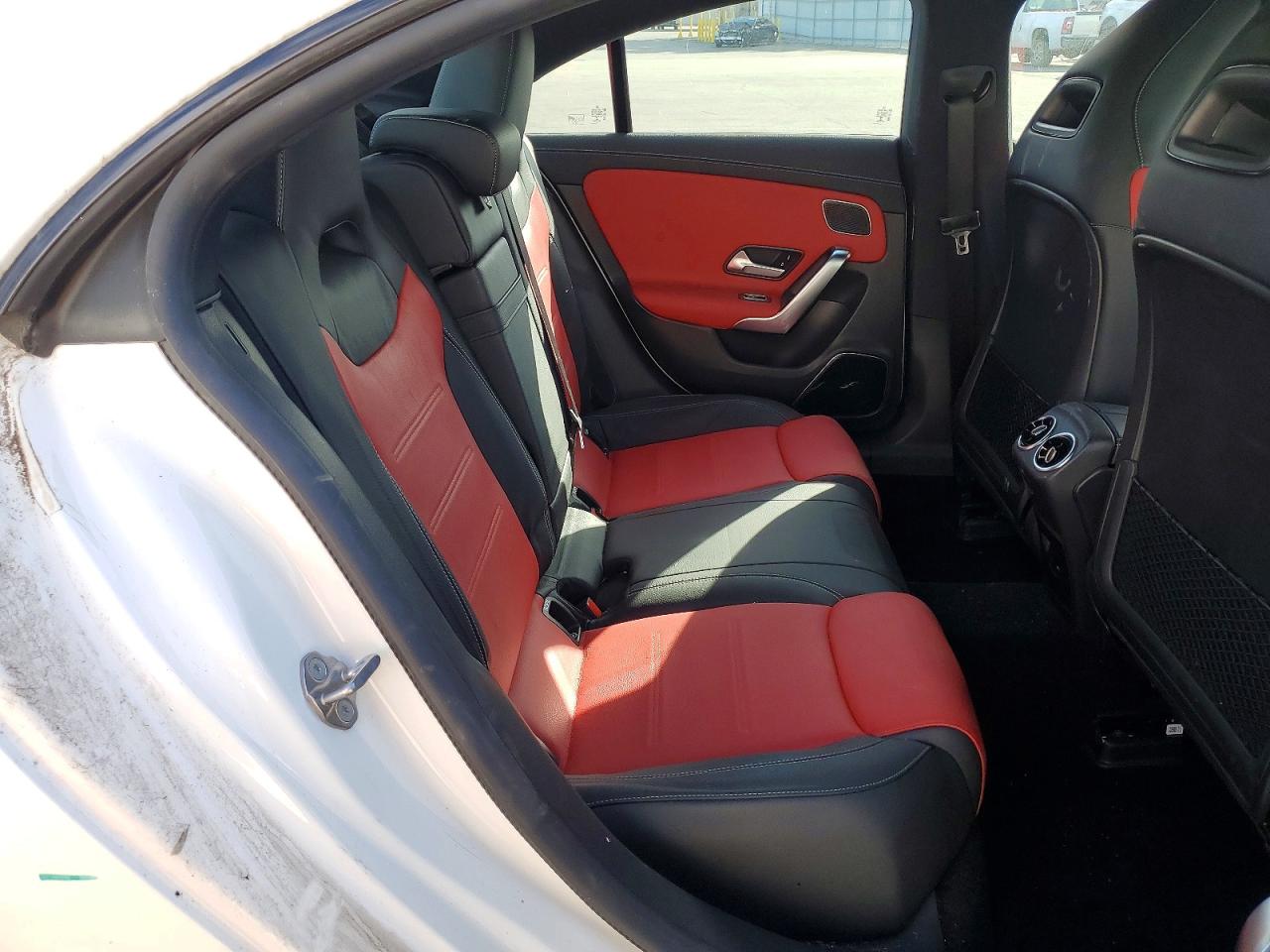 2022 Mercedes-Benz Cla-class VIN W1K5J5DB3NN267399 photo 10