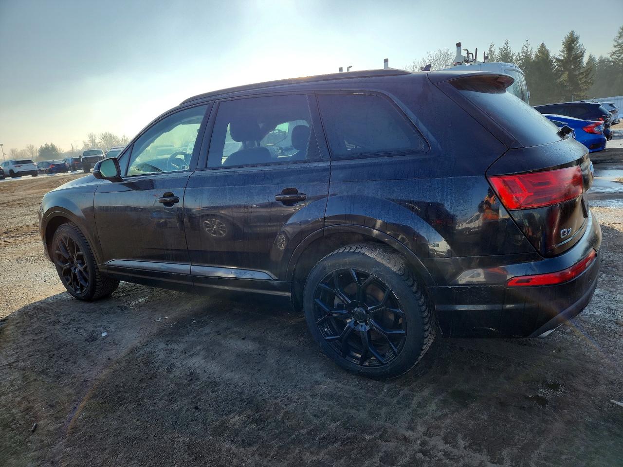 2019 Audi Q7 VIN WA1LAAF73KD035867 photo 2