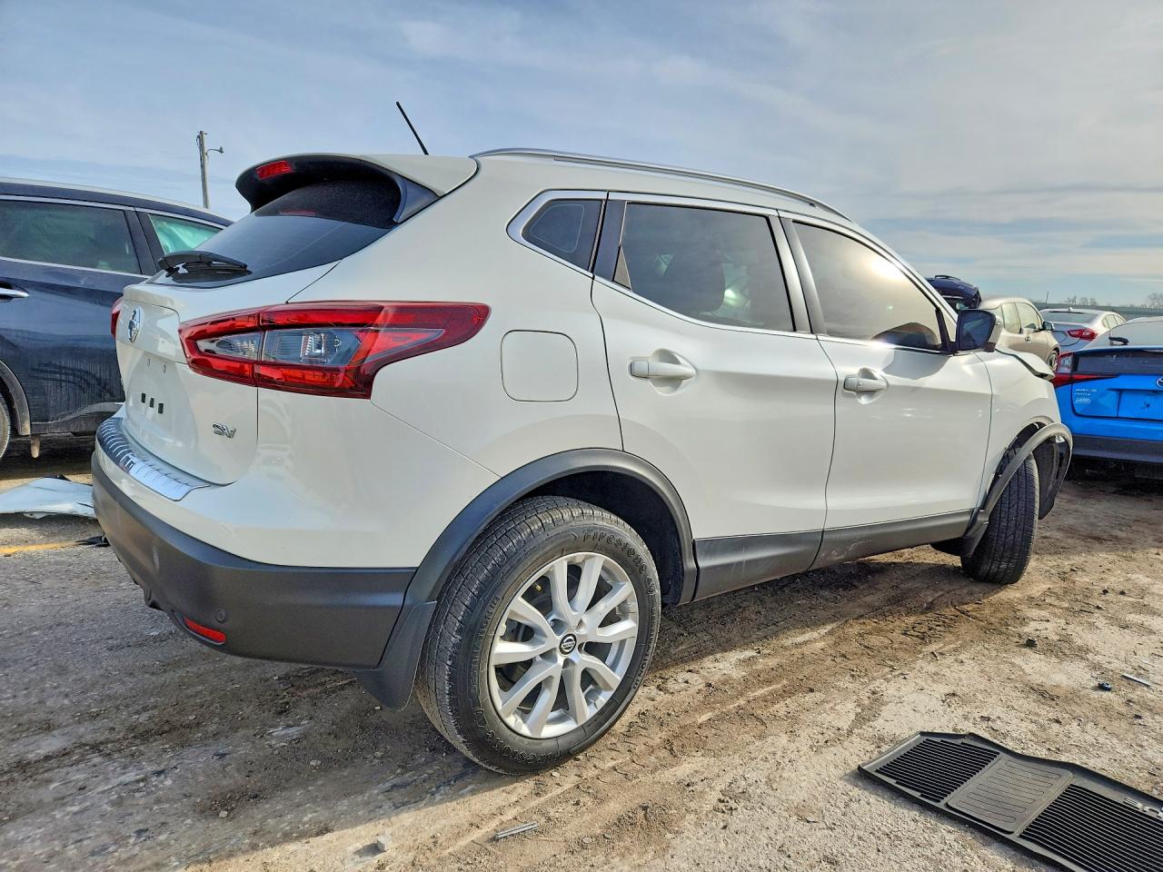 2020 Nissan Rogue VIN JN1BJ1CV3LW267298 photo 3