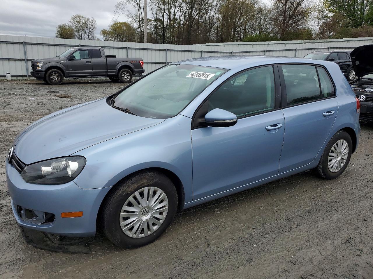 2011 Volkswagen Golf VIN WVWDA7AJ2BW246370 photo 1