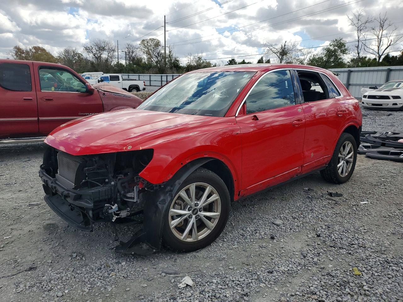 2023 AUDI Q3 VIN WA1DECF34P1042725 photo 1