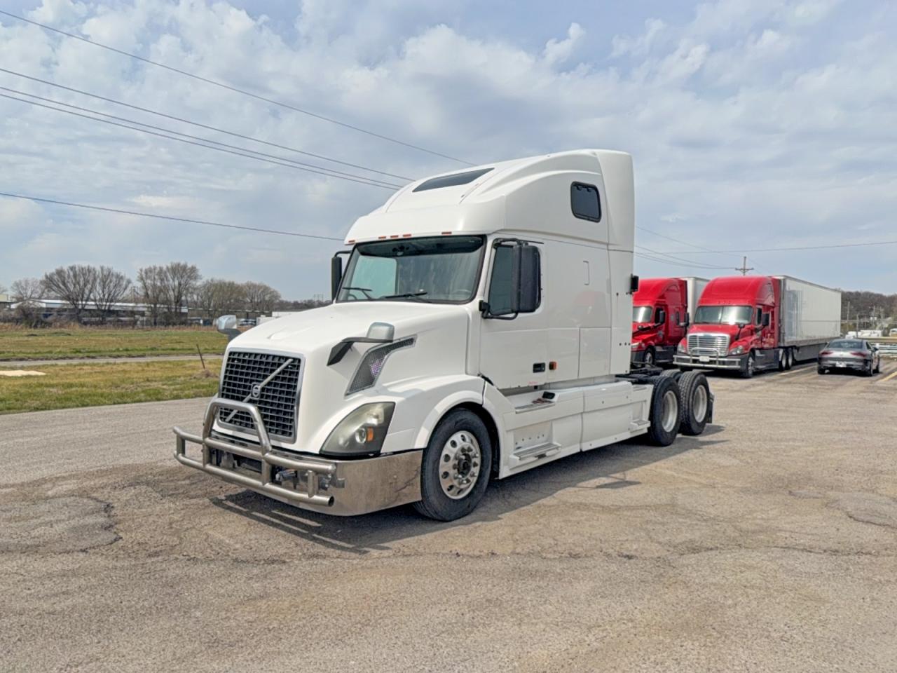 2006 Volvo Vn VIN 4V4NC9GH16N431380 photo 2