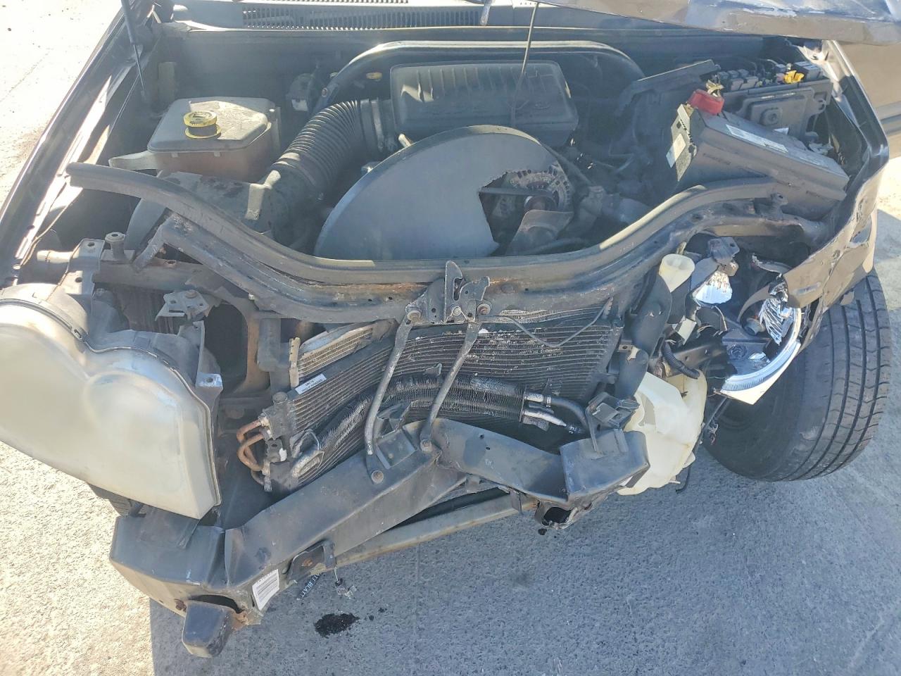 2006 JEEP Cherokee VIN 1J4HR48N46C335926 photo 12