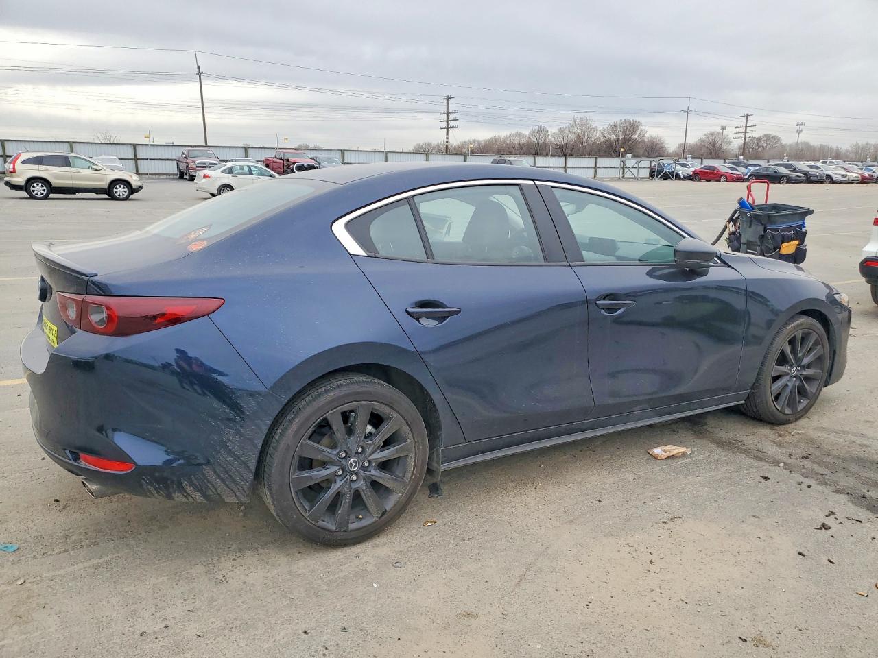 2025 Mazda Mazda3 VIN JM1BPABM9S1778661 photo 3