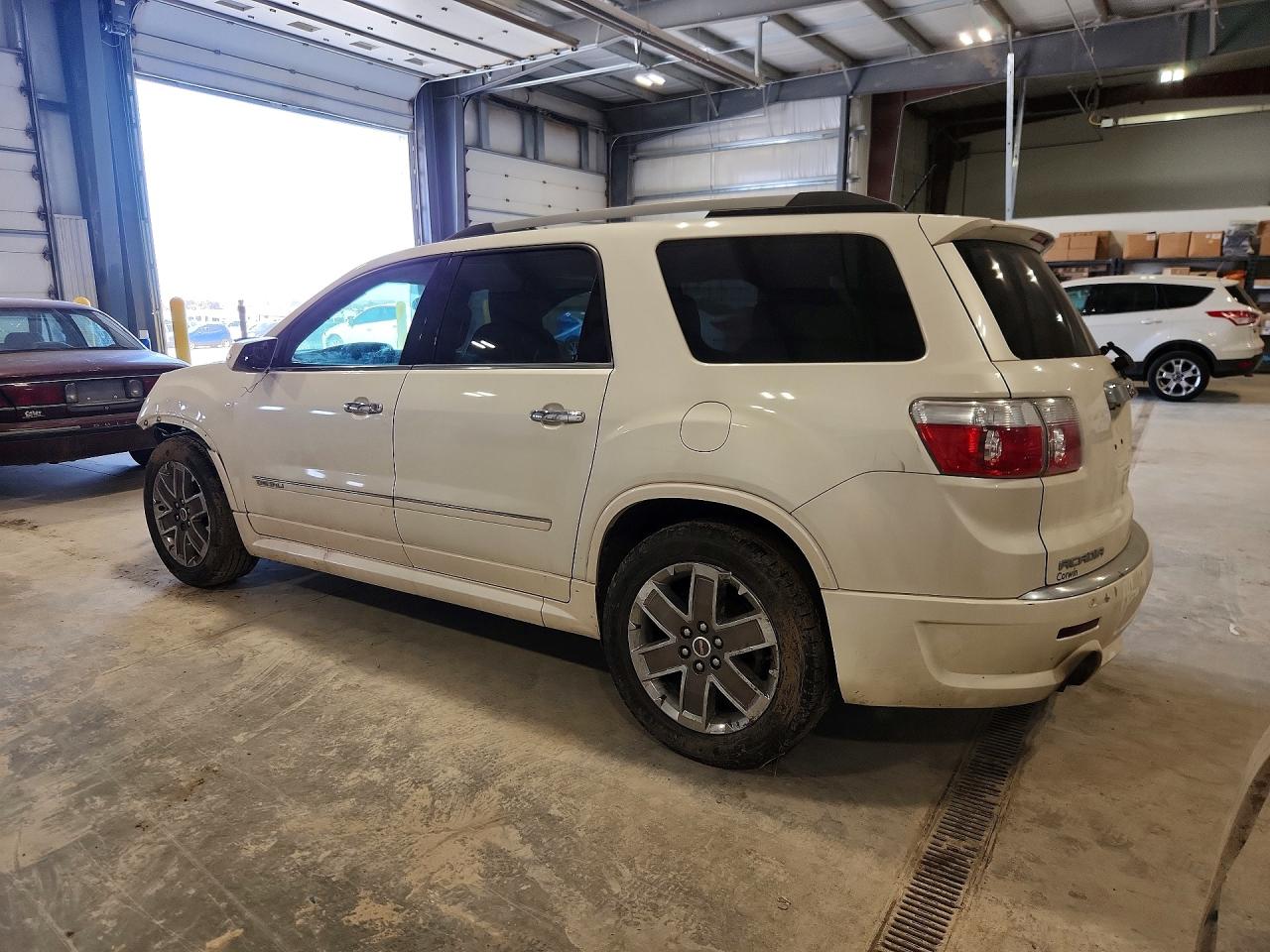 2012 GMC Acadia den VIN 1GKKVTED2CJ205958 photo 2