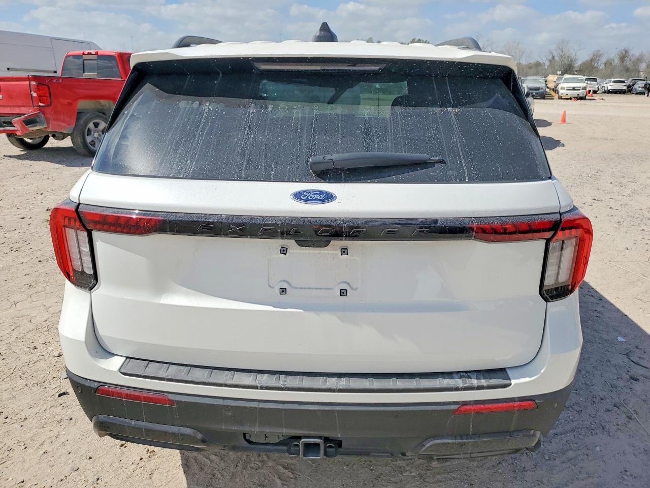 2025 Ford Explorer VIN 1FMUK7KH4SGA81209 photo 6