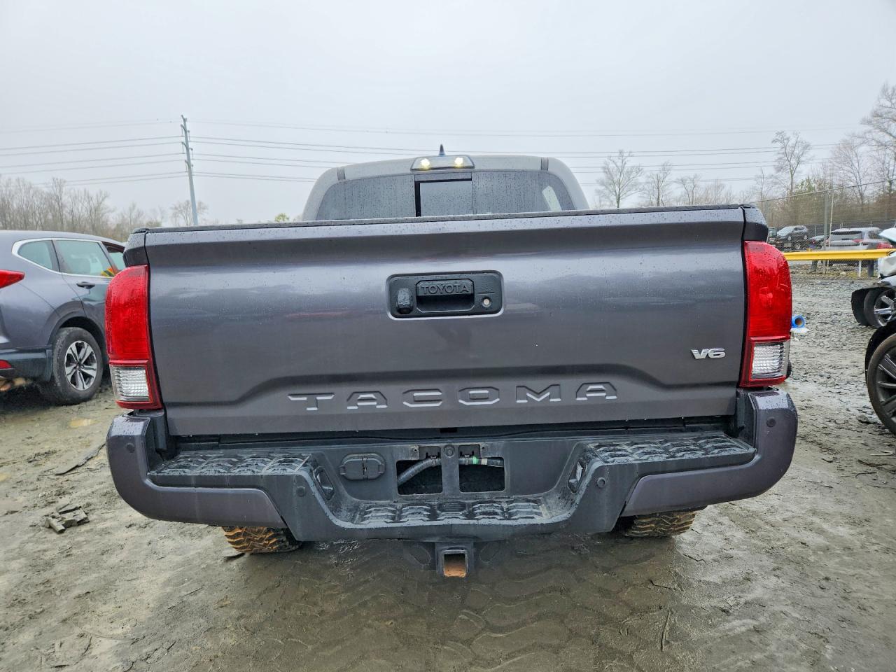 2018 Toyota Tacoma trd VIN 3TMCZ5AN4JM131358 photo 6