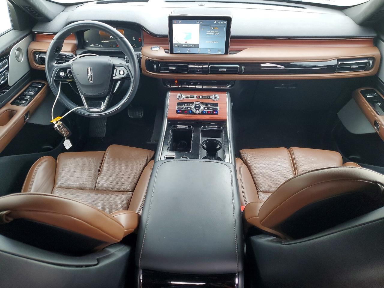 2023 Lincoln Aviator VIN 5LM5J7XC0PGL06685 photo 8