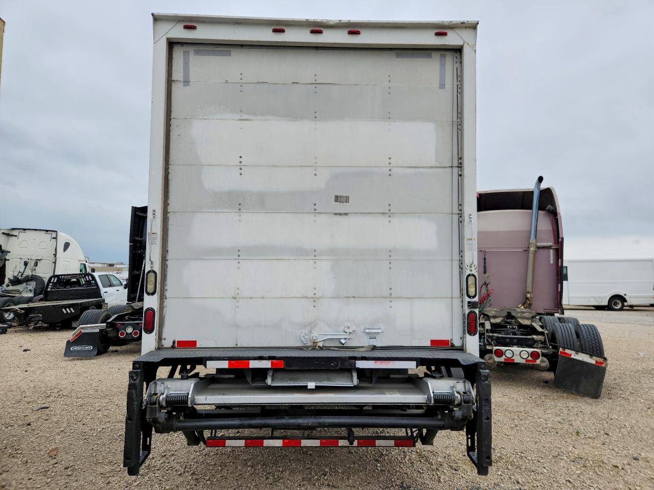 2014 FREIGHTLINER All other VIN 1FVACWDT0EHFT7213 photo 6