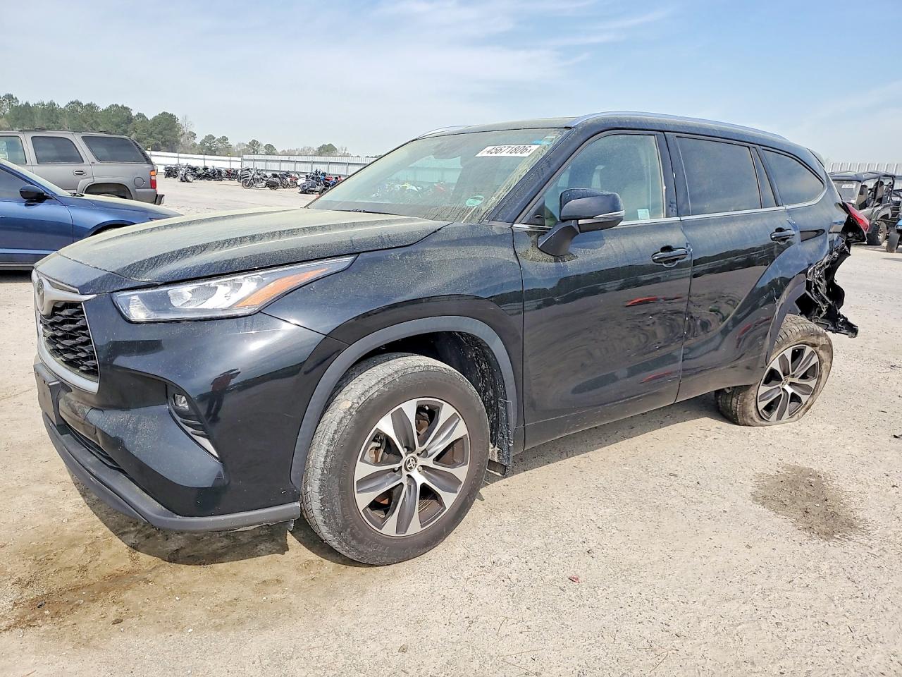 2020 Toyota Highlander VIN 5TDGZRBH3LS056060 photo 1