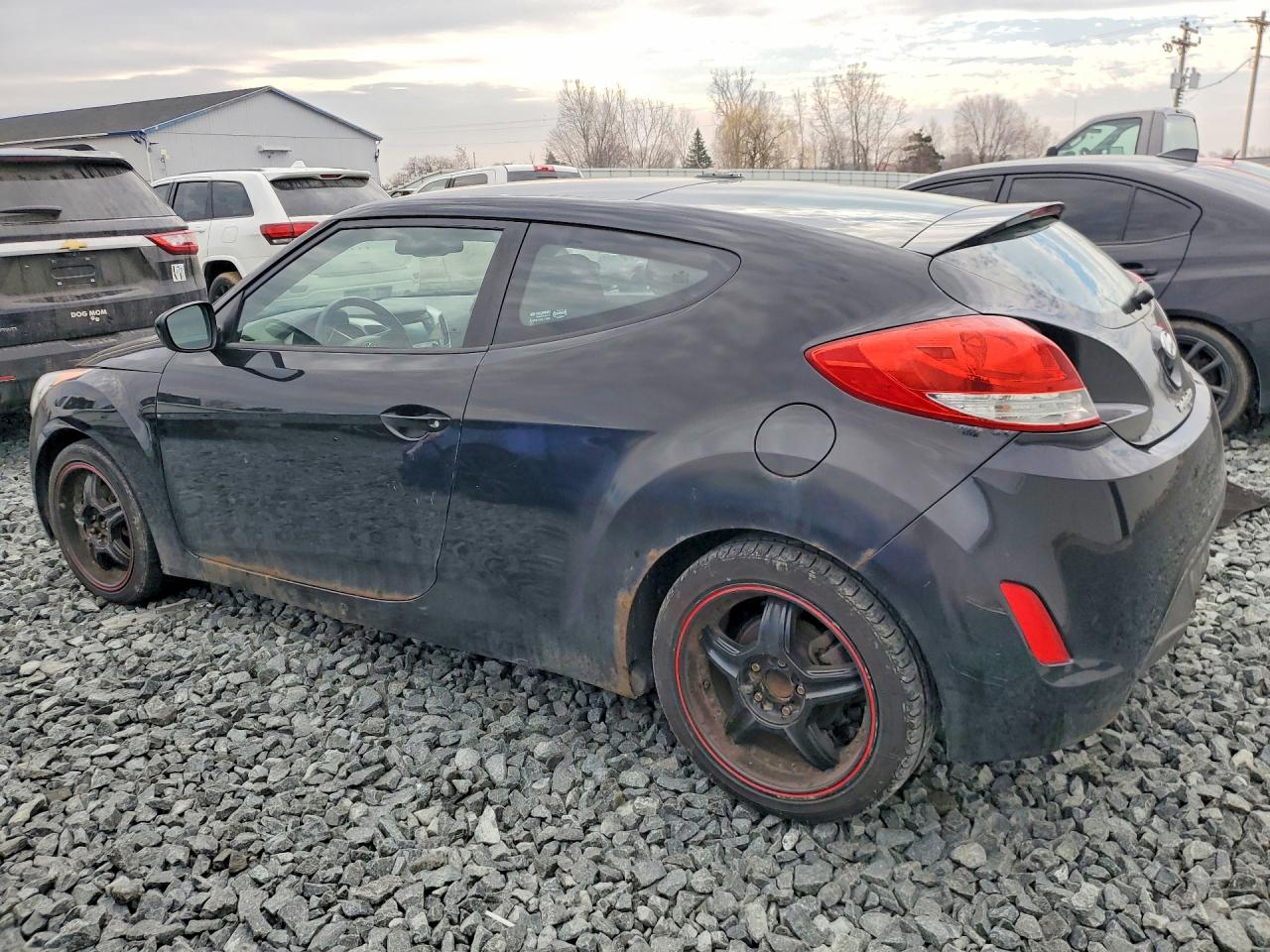 2012 Hyundai Veloster VIN KMHTC6AD8CU042191 photo 2