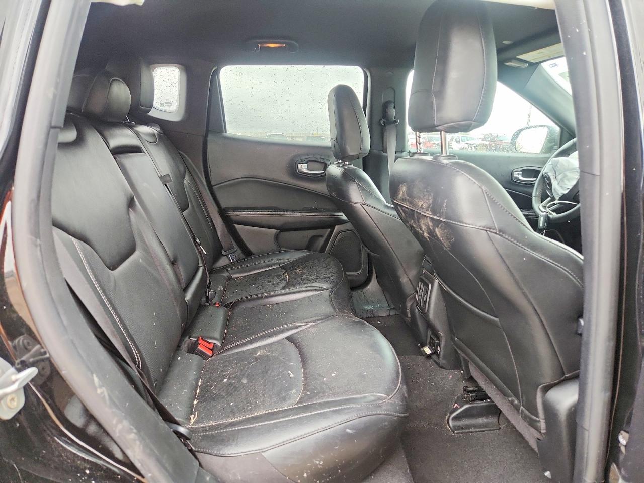 2021 Jeep Compass VIN 3C4NJDEB4MT513555 photo 11